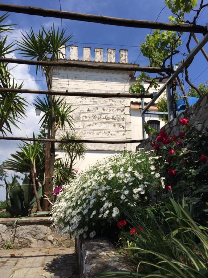 La Torretta Bianca Bed & Breakfast Cava De' Tirreni Exterior photo